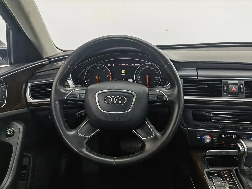 Audi A6L 2012 30 FSI Comfort фото 11