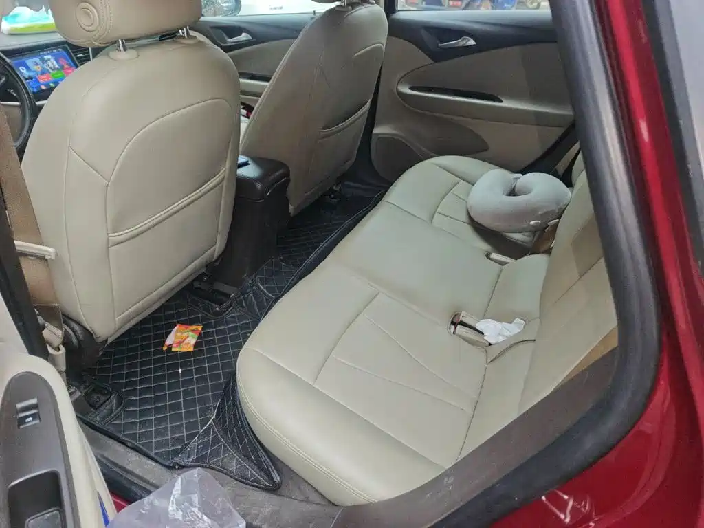 Photo 15 - Buick Verano