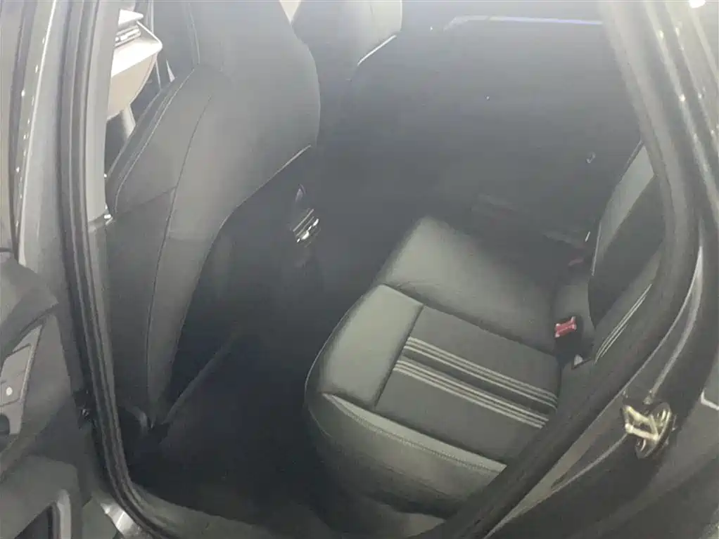 Audi A3 2023 Facelift Sportback 35 TFSI Fashion Sport фото 22