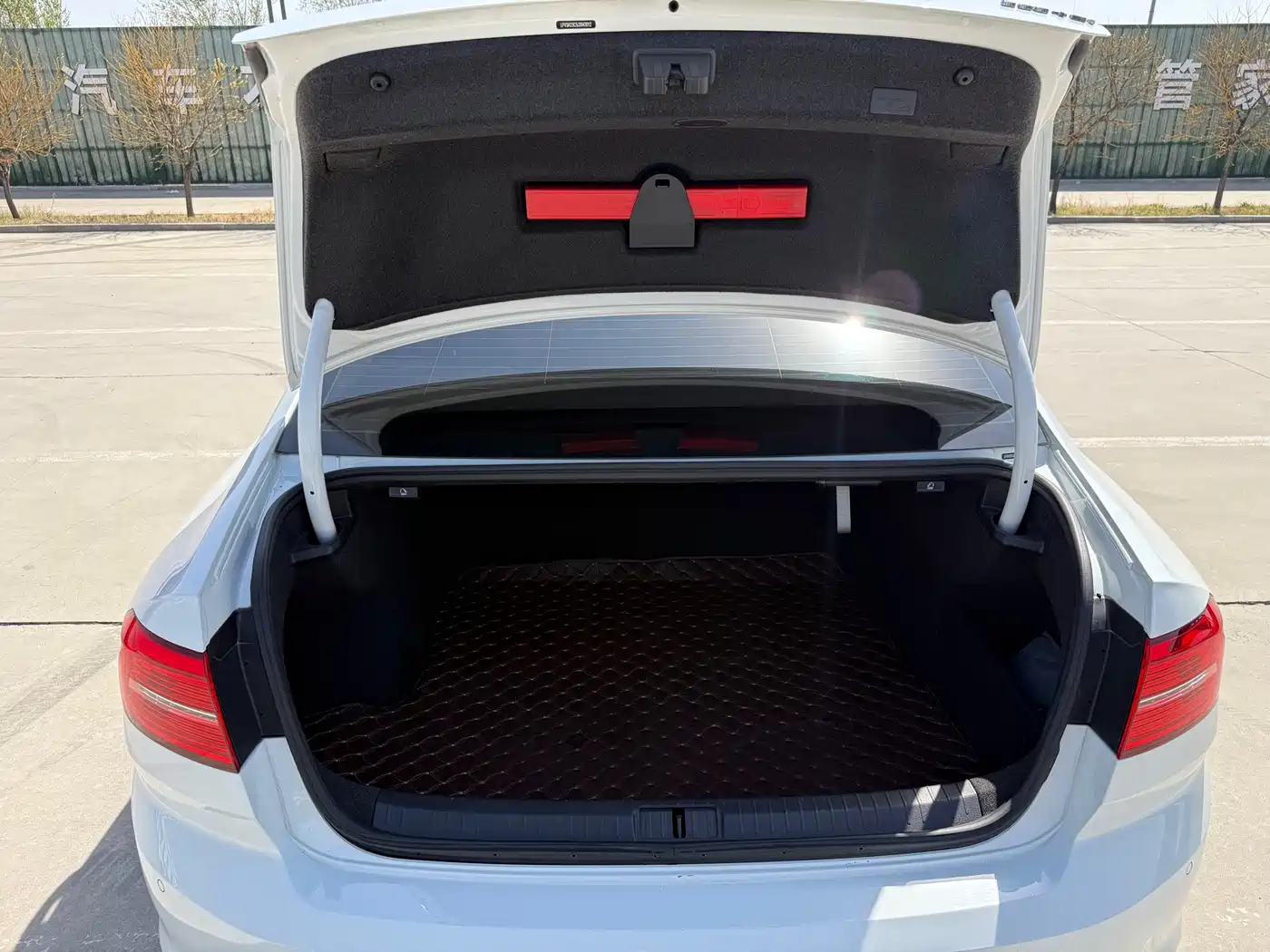 Volkswagen Magotan 2018 330TSI DSG Luxury фото 31