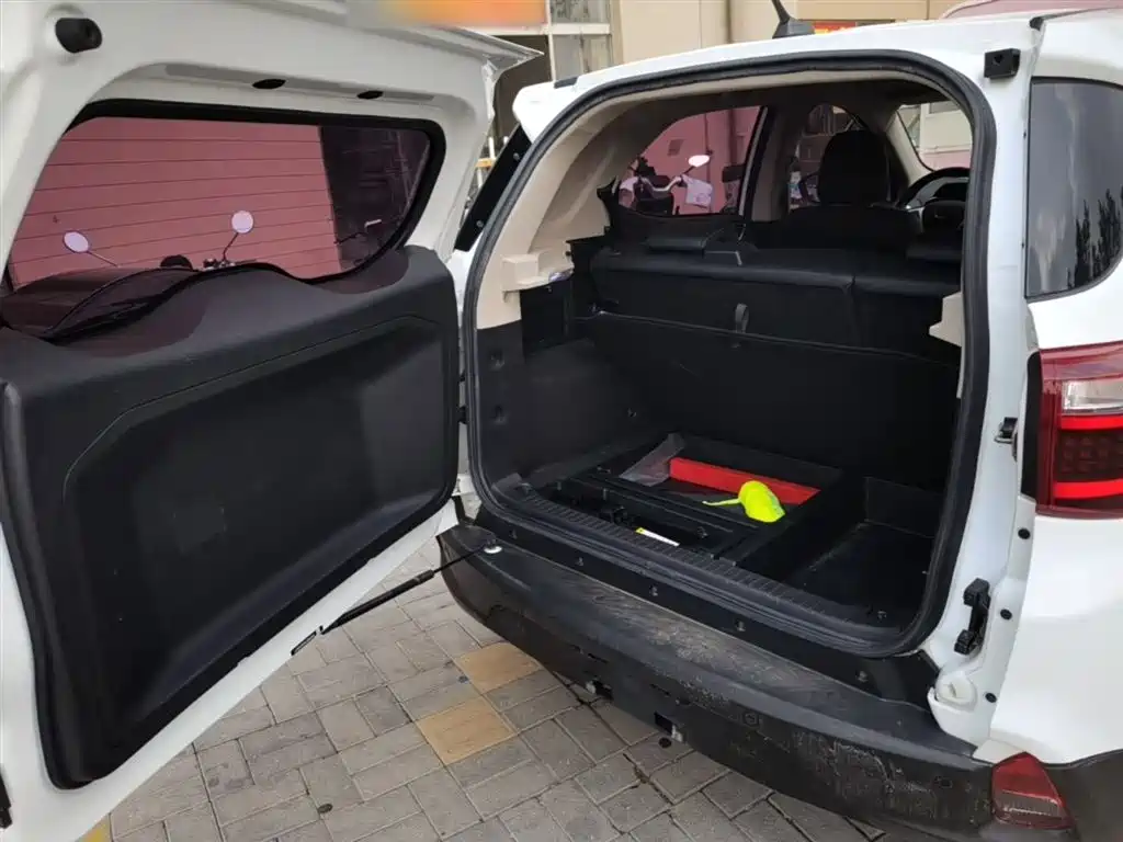 BYD Yuan 2017 1.5L Auto Cool Connect фото 19