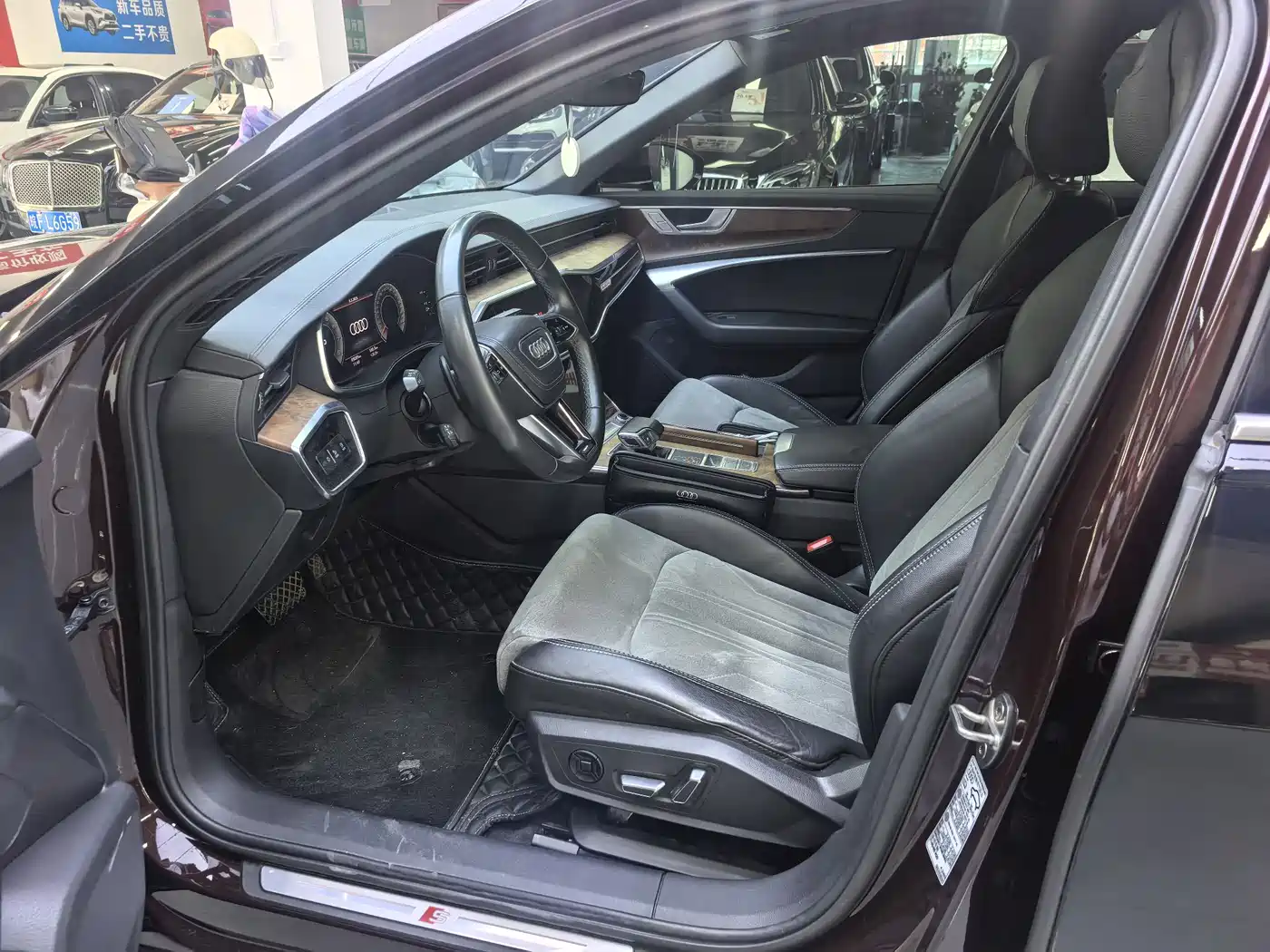 Audi A6L 2023 45 TFSI quattro Premium Dynamic фото 4