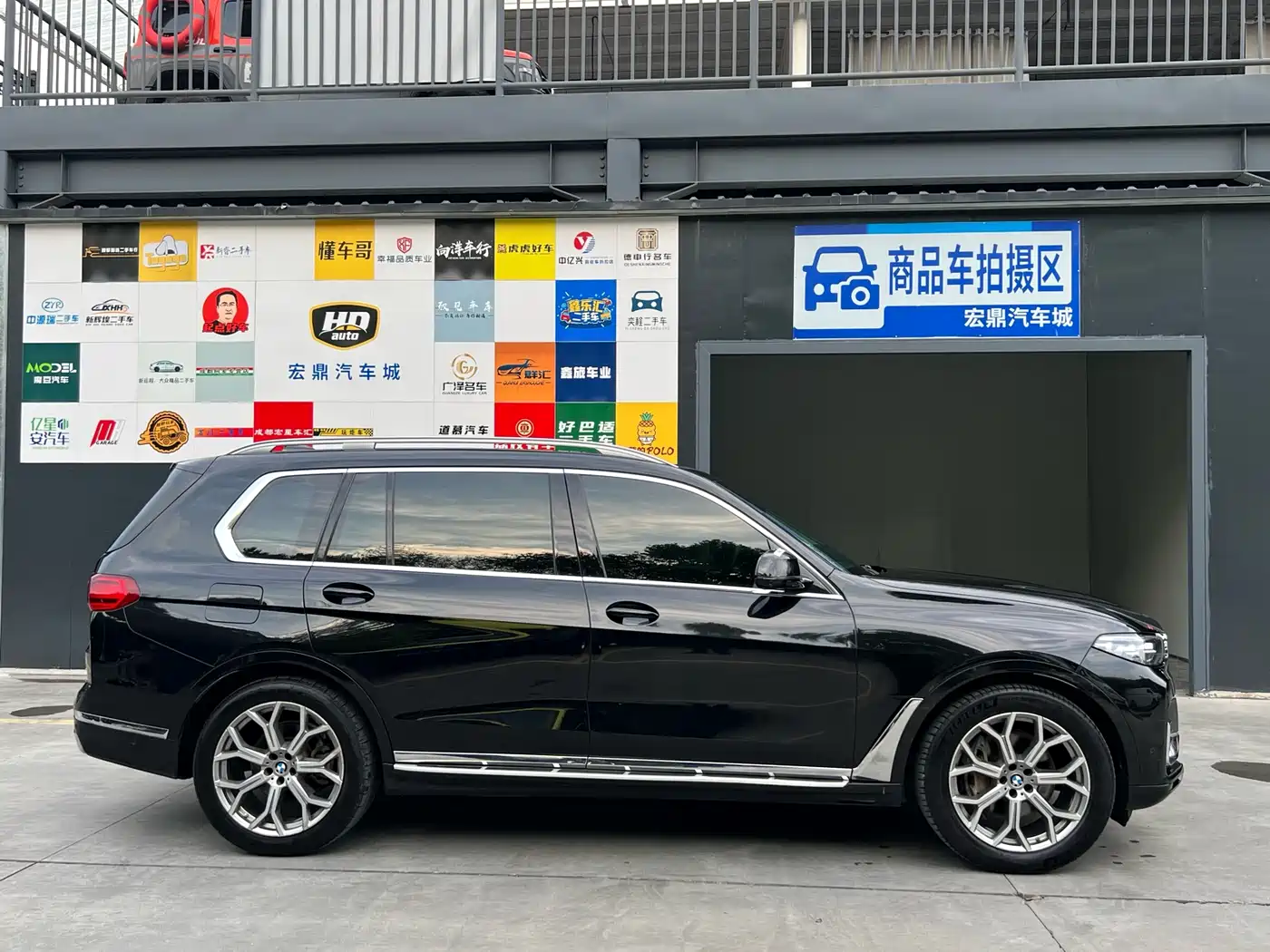BMW X7 2020 xDrive40i Leading Luxury Package фото 14