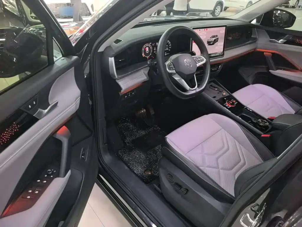 Volkswagen Tayron 2025 2025 Tayron L 300TSI 2WD Elite