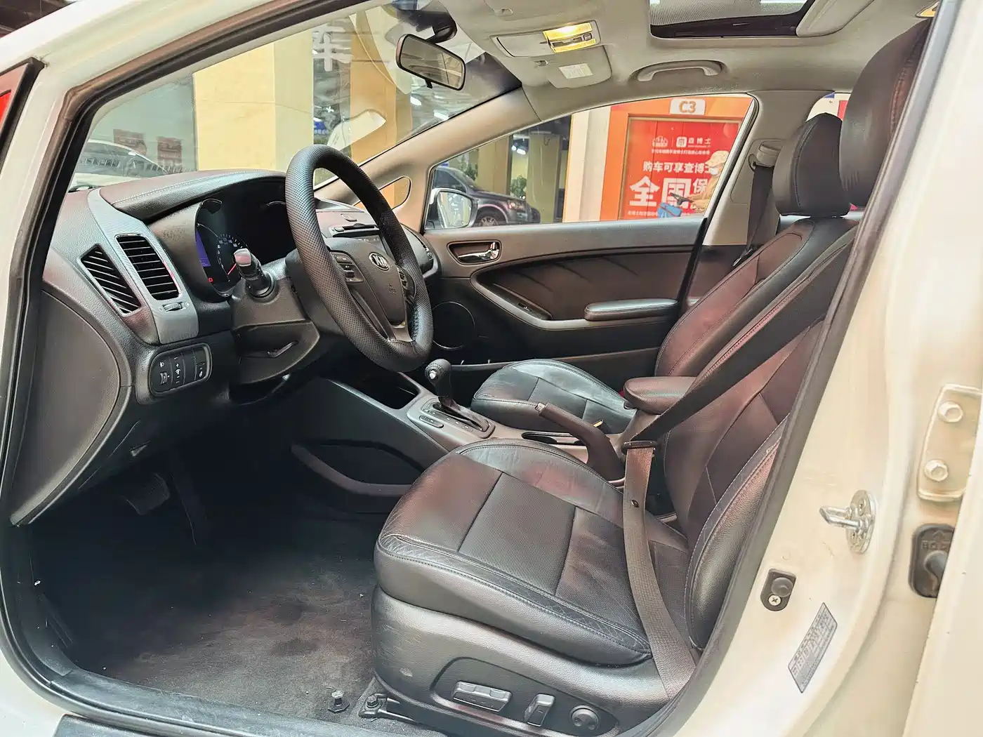 Kia K3 2015 1.6L Automatic GLS фото 10