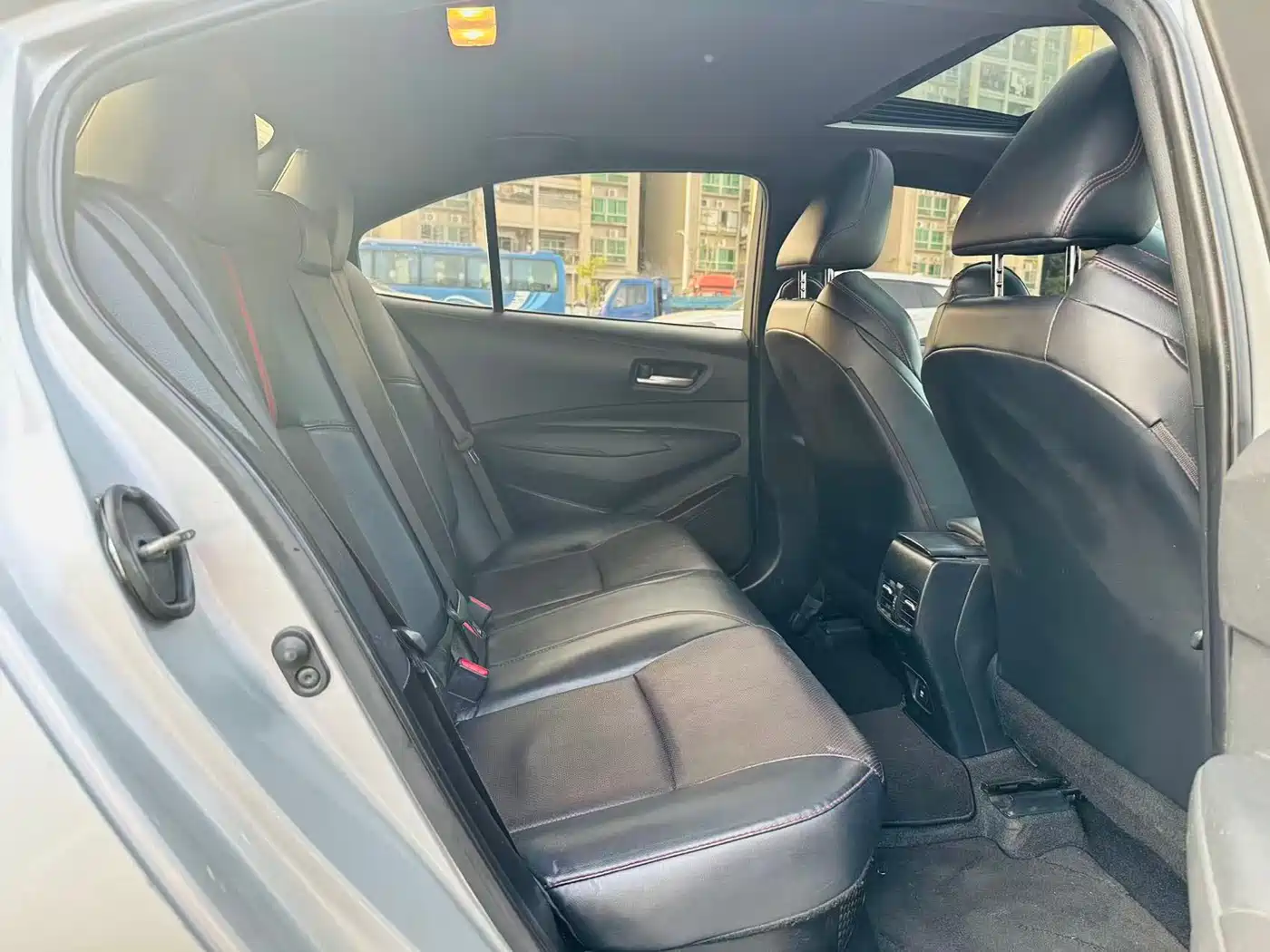 Toyota Levin 2021 Dual Engine 1.8H E-CVT Sport фото 10