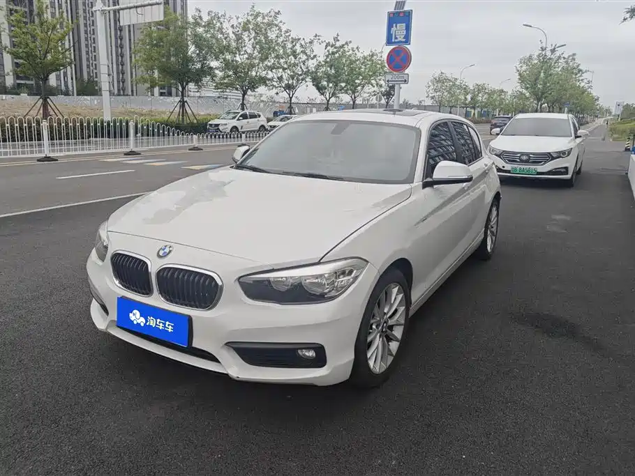 BMW 1 Series (Import) 2016 120i Leading Model