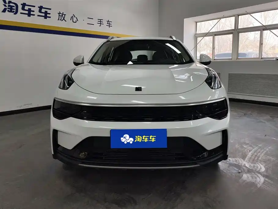 Lynk & Co 01 2023 2.0TD 2WD Asian Games Edition фото 2
