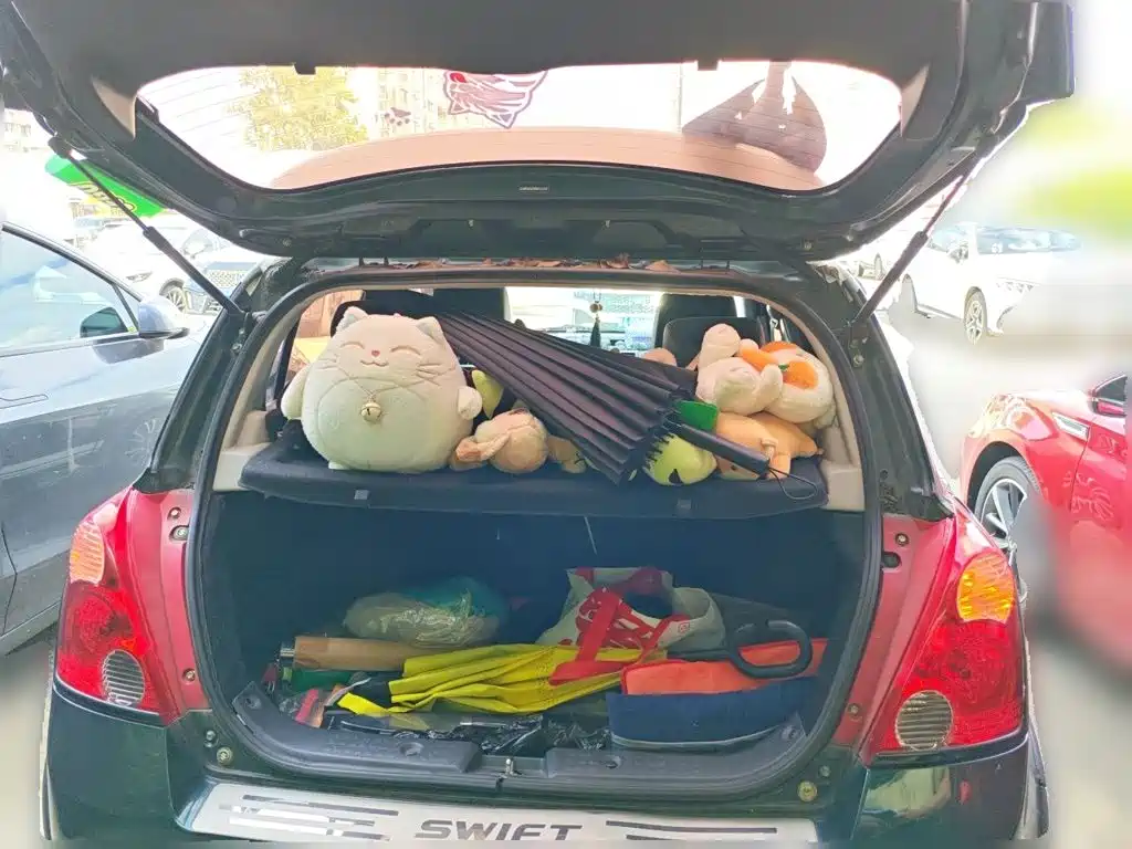 Suzuki Swift 2017 2016 1.5L Automatic Fashion Cool Edition