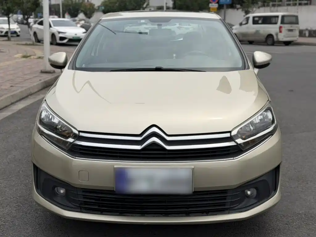 Citroën C4 C-Quatre 2017 2016 1.6L Manual Comfort
