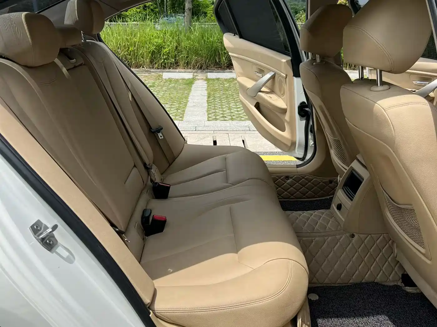 BMW 3 Series 2015 316Li Fashion фото 9