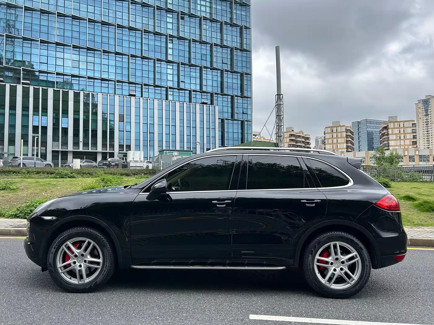 Porsche Cayenne 2011 Cayenne S 4.8L фото 4