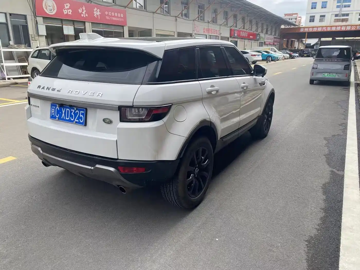 Land Rover Range Rover Evoque 2018 240PS PURE Trend фото 6