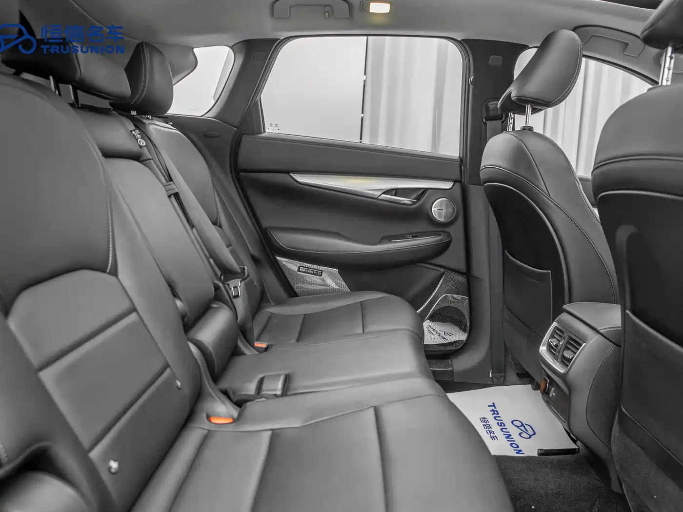 Infiniti QX50 2020 2.0T 4WD Elite Edition фото 15