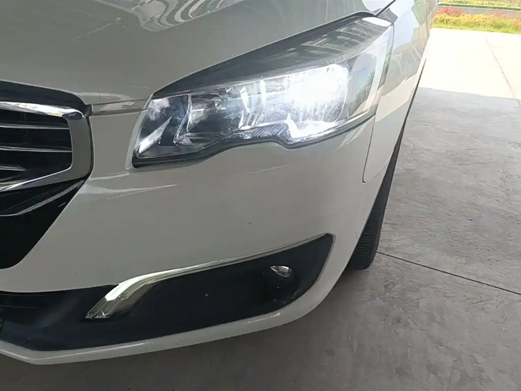 Peugeot 508 2015 1.6THP Auto Excellence Edition фото 24