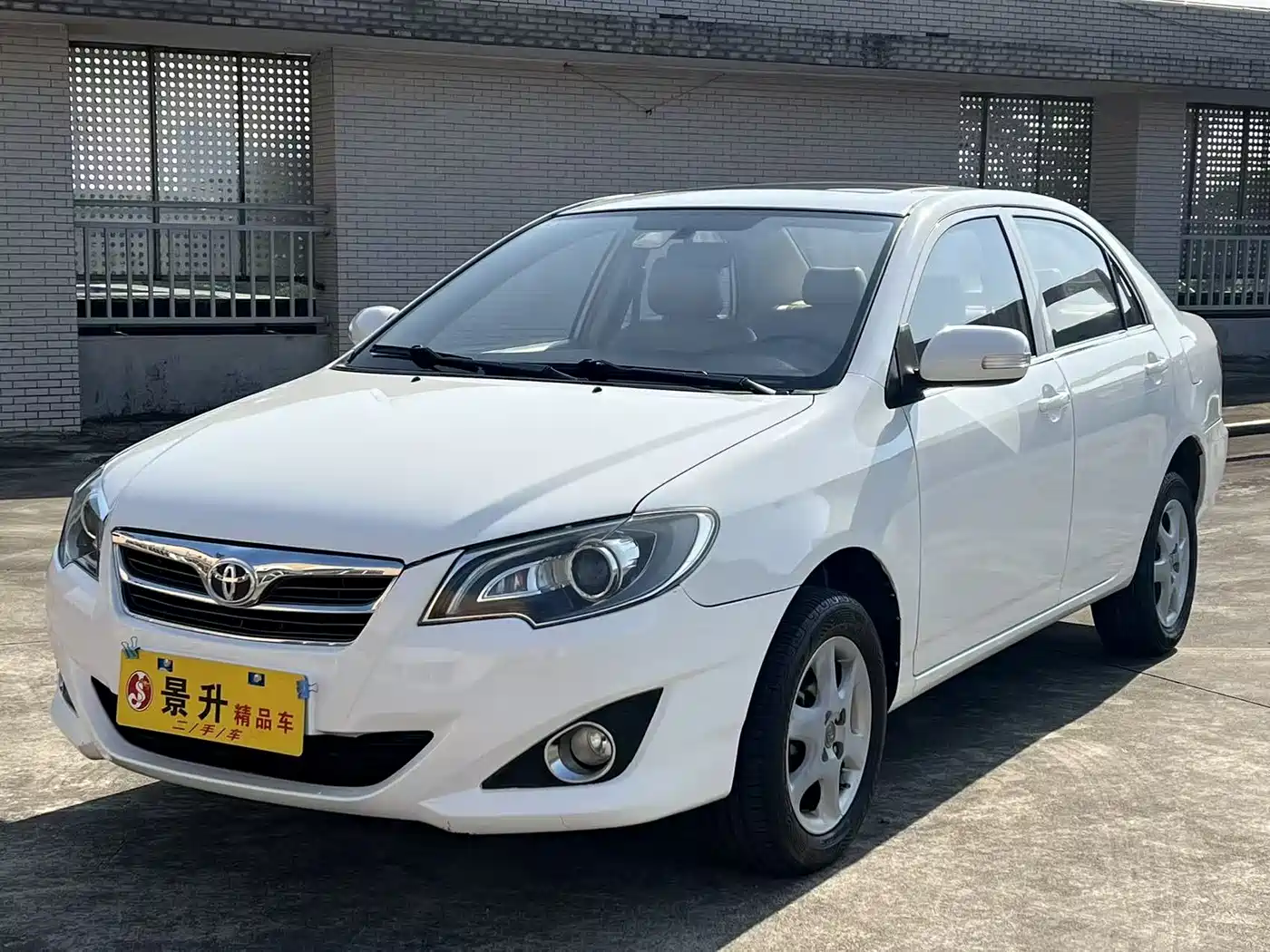 Toyota Corolla 2013 1.6L Automatic Luxury