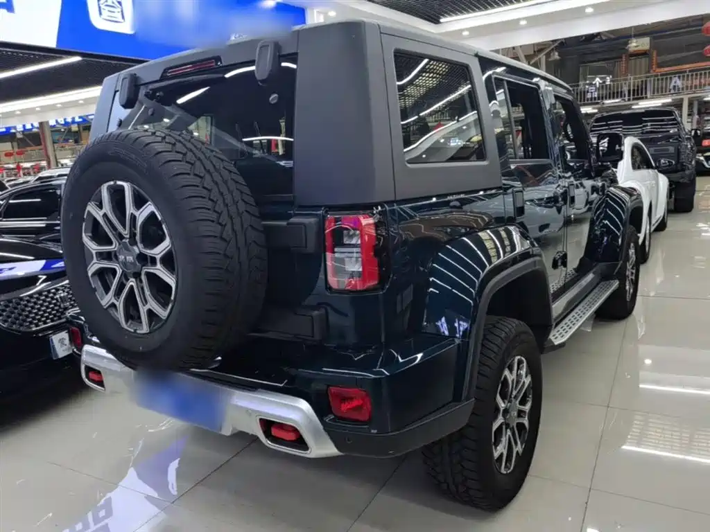 BAIC ORV Beijing Offroad BJ40 2024 2.0T Urban Hunter Glory Edition фото 7