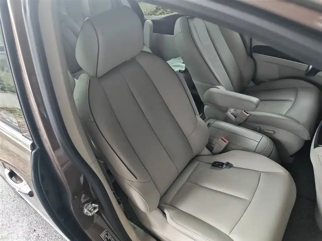 Buick GL8 2021 Land Business Class 652T Premium фото 25