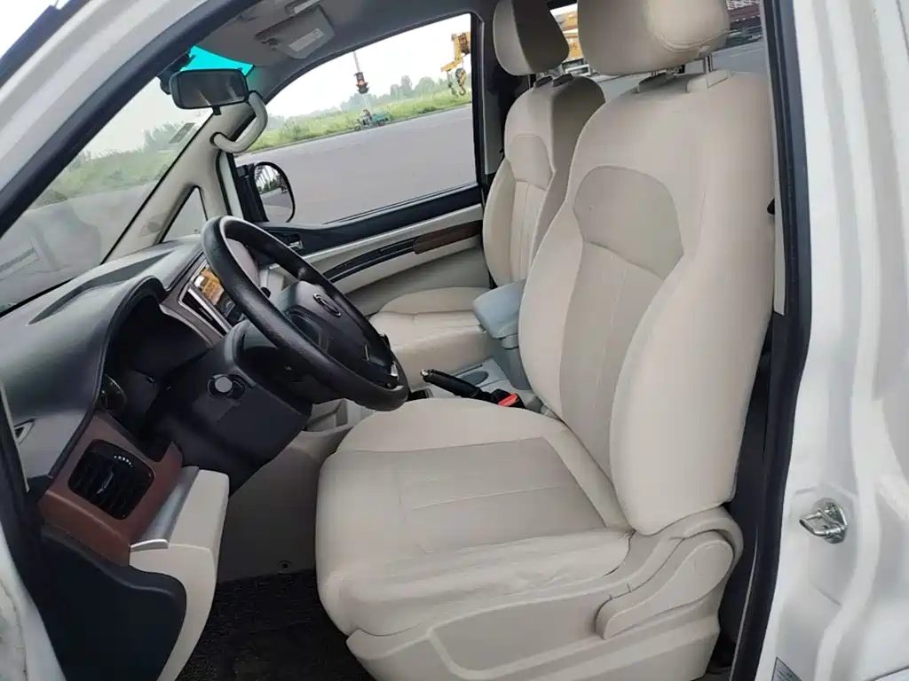  Dongfeng Fengxing Lingzhi 2019 M5L 1.6L 7-seat Base Model China VI 15