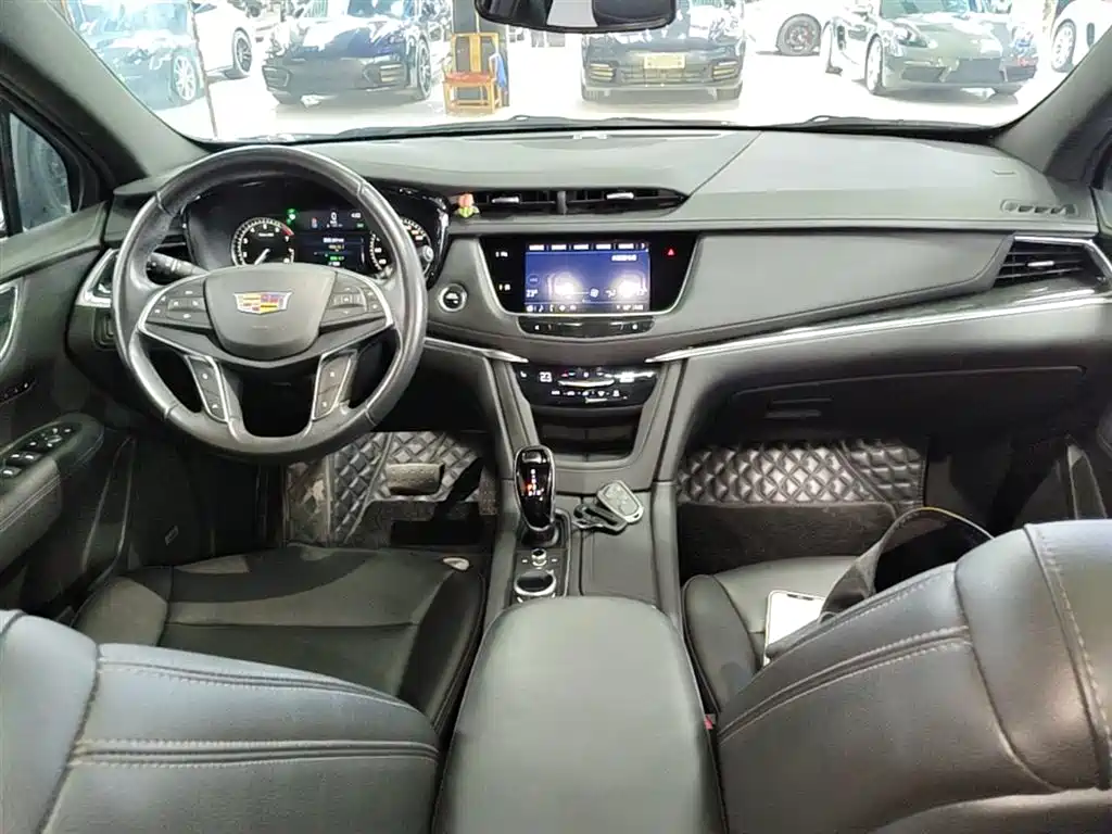 Cadillac XT5 2022 2.0T 2WD Luxury фото 10
