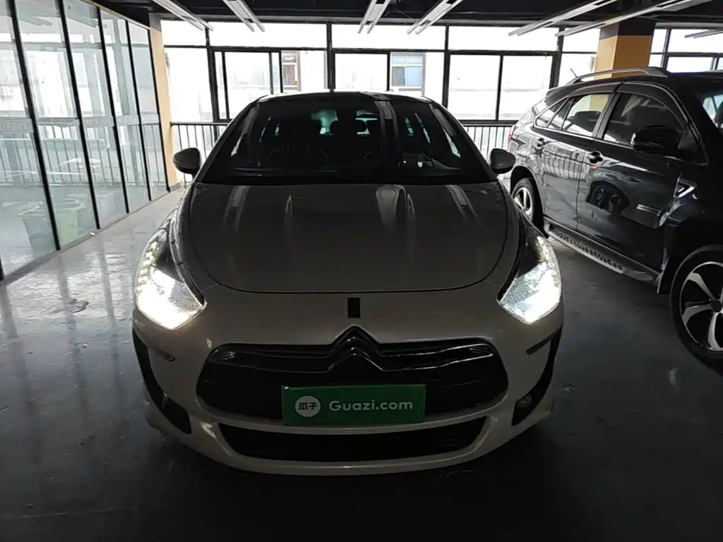 DS 5 2014 2014 1.6T Luxury THP200