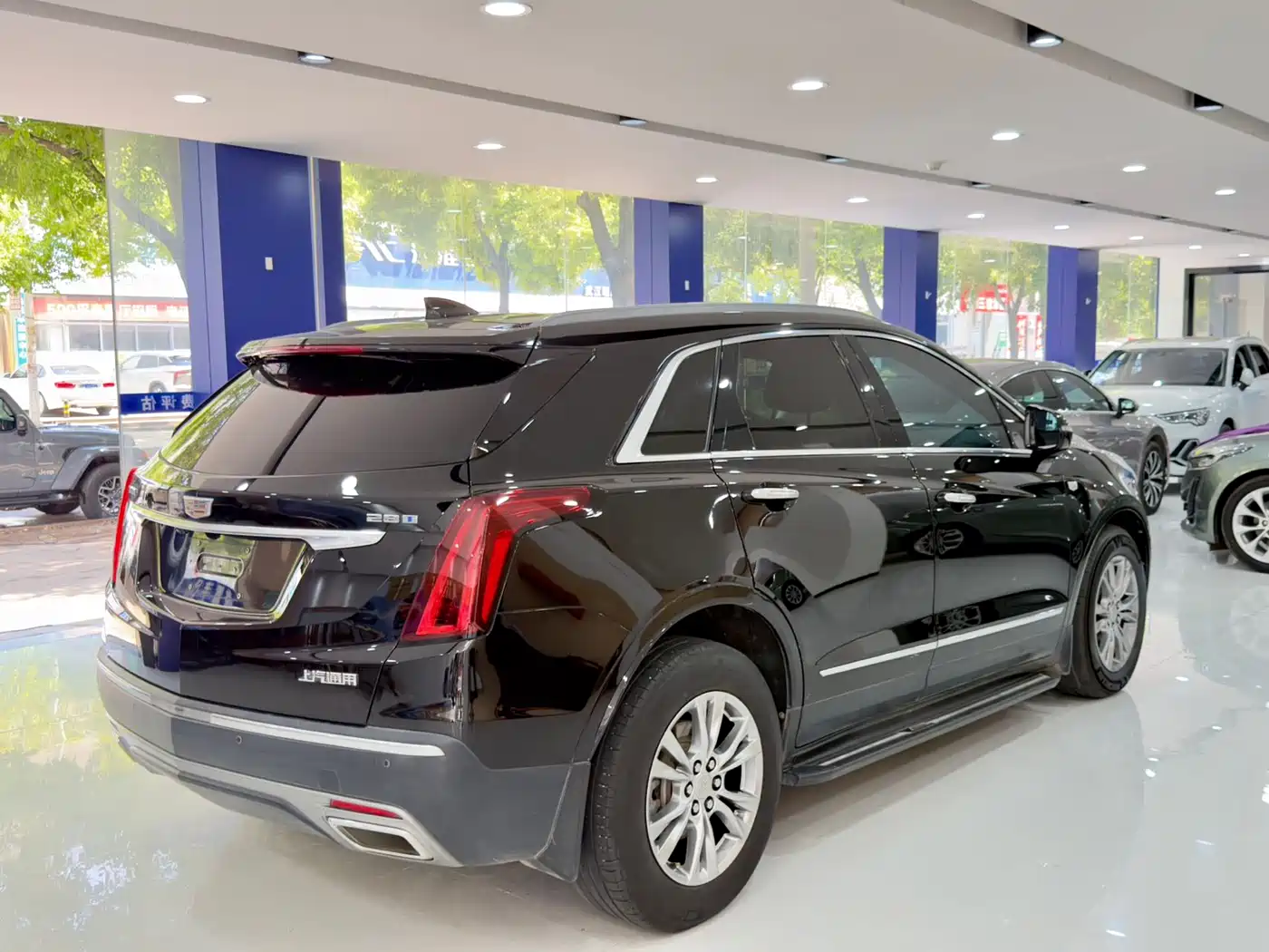 CADILLAC XT5