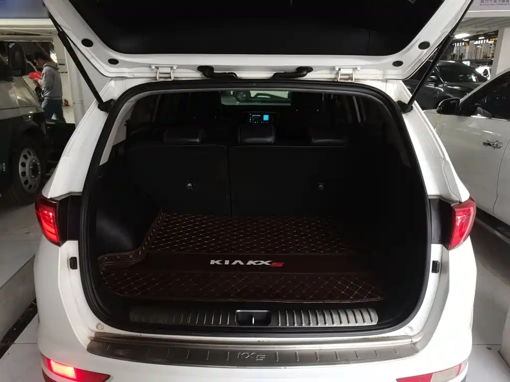Kia KX5 2016 2016 Model 1.6T Automatic 2WD DLX
