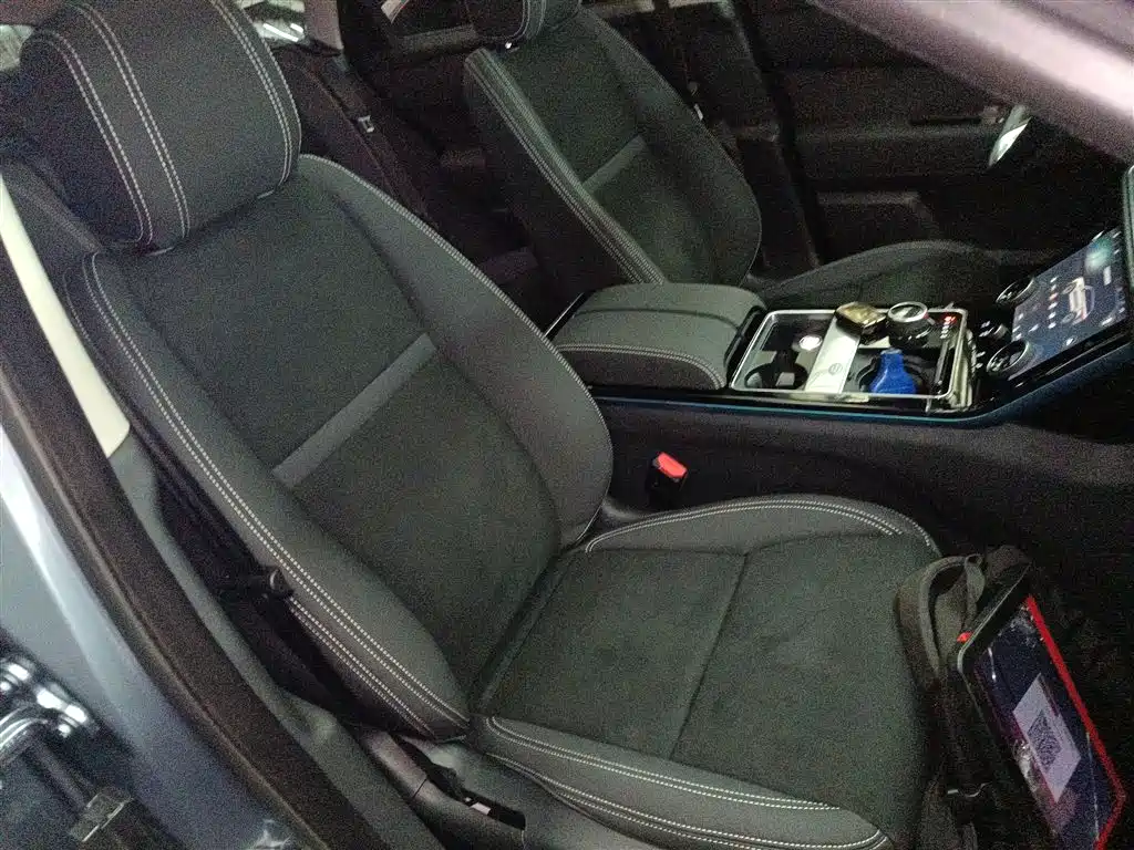 Land Rover Range Rover Velar 2020 P250 фото 21