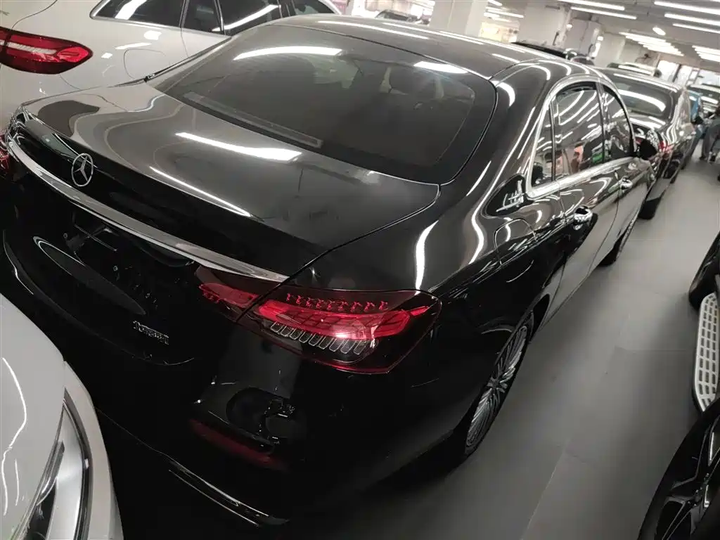 Mercedes-Benz E-Class 2022 Facelift III E 300 L Luxury фото 7
