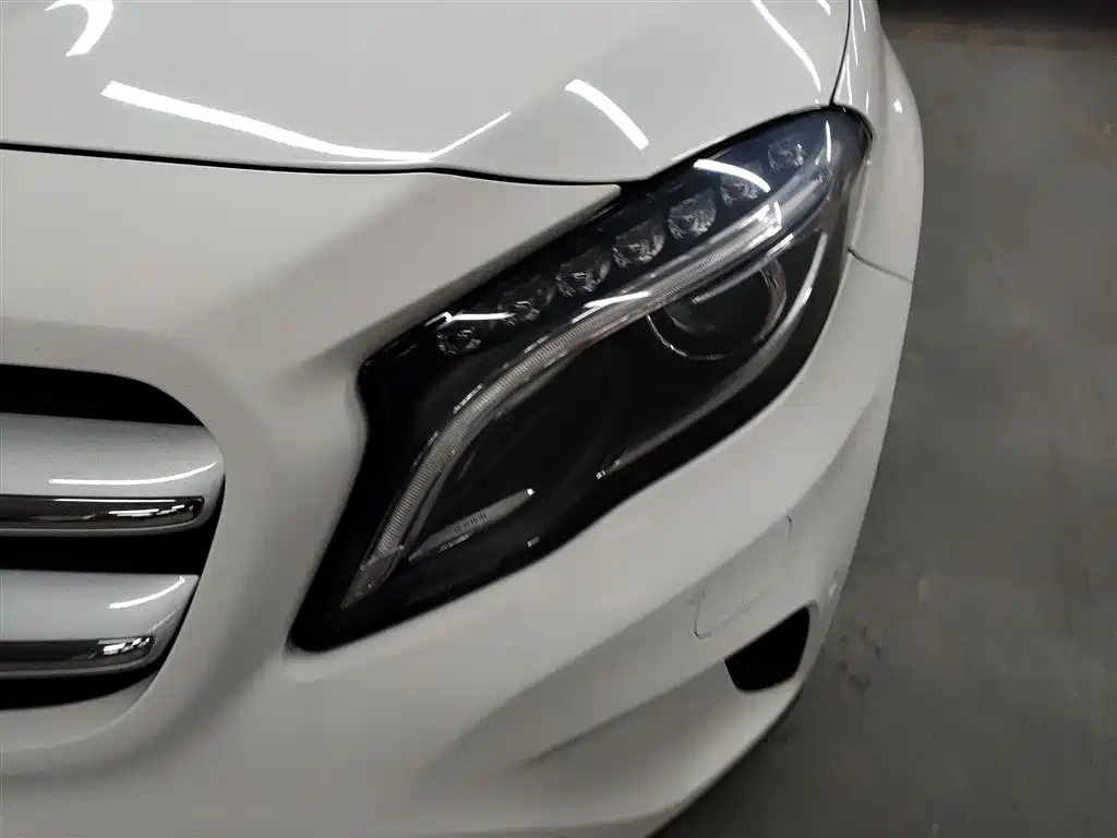 Mercedes-Benz GLA 2015 GLA 200 Fashion фото 3