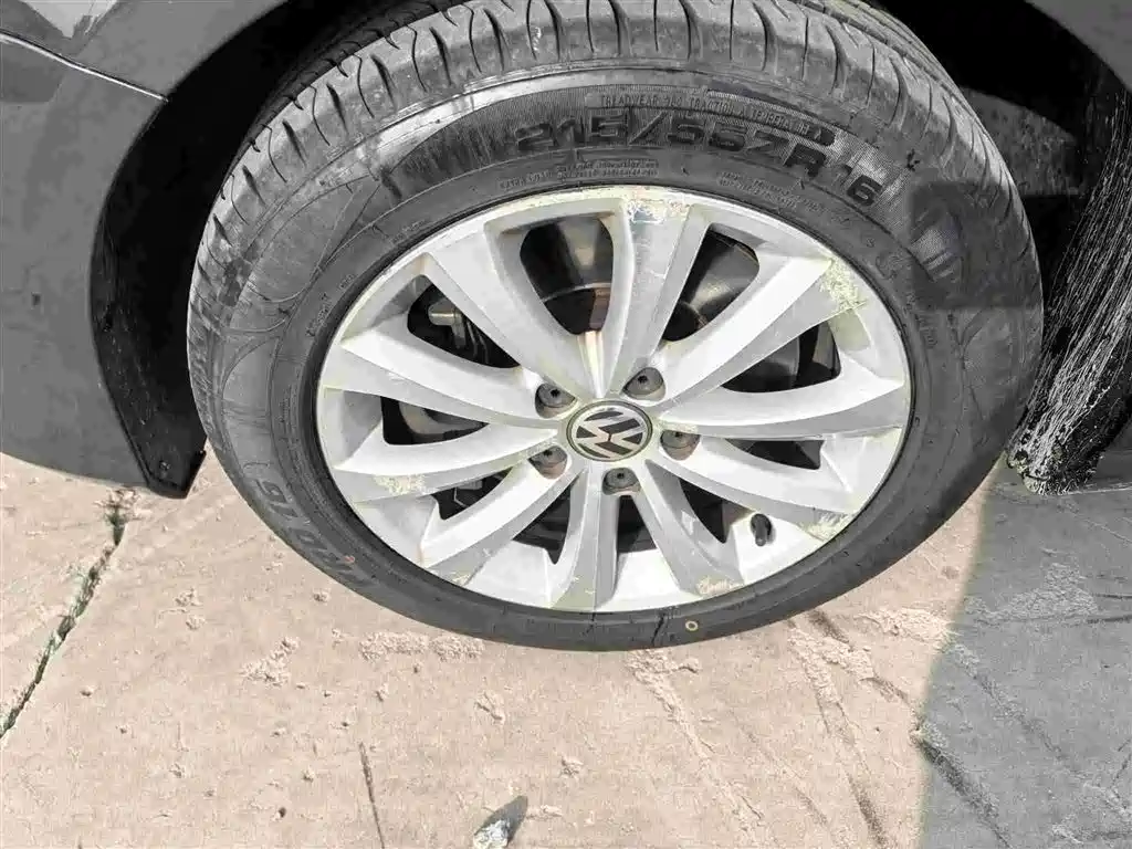 Volkswagen Magotan 2013 1.8TSI Luxury фото 15