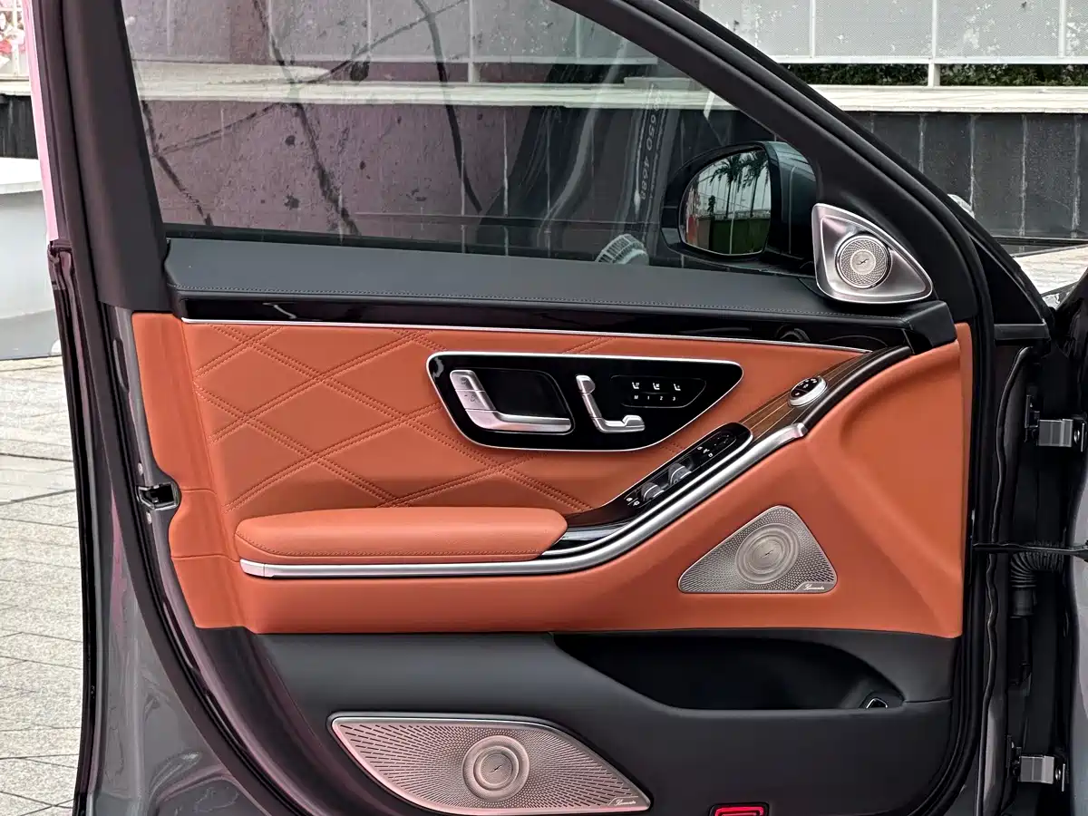 Фото 31 - Mercedes-Benz Maybach S-Class