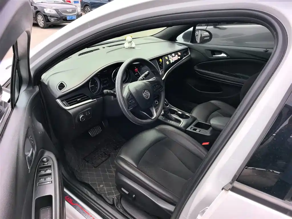 Buick Verano 2020 20T CVT Luxury фото 8