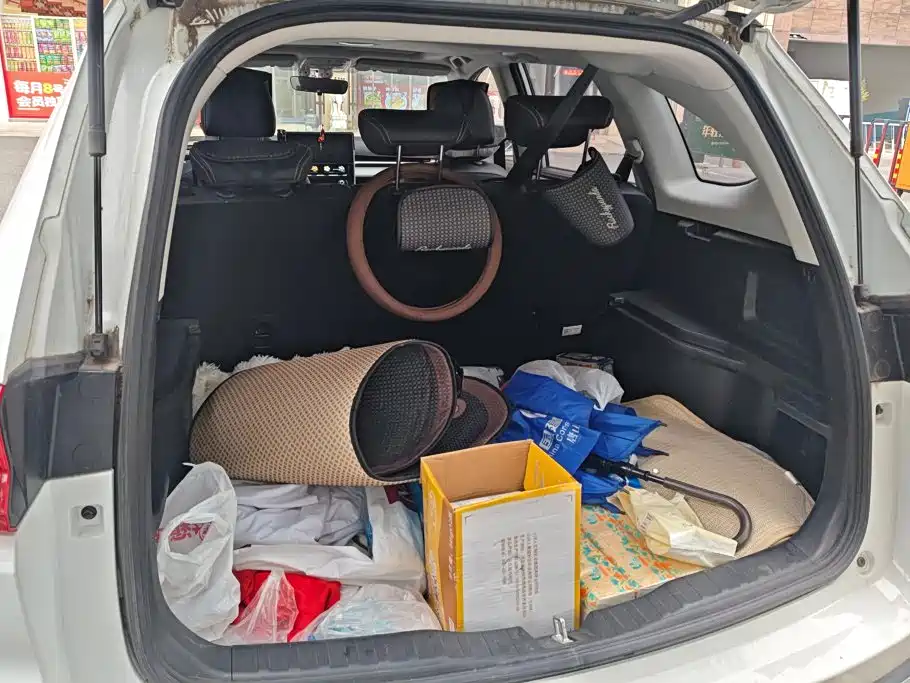 Photo 3 - Haval M6