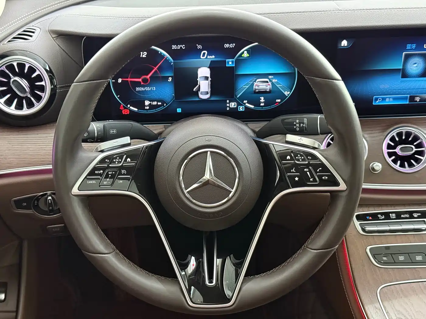 Mercedes-Benz E-Class 2021 E 300 L Luxury фото 11
