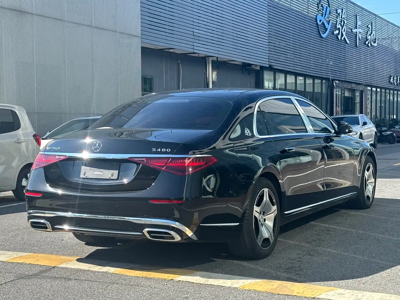 Mercedes-Benz Maybach S-Class 2025 Model S 480 4MATIC фото 9