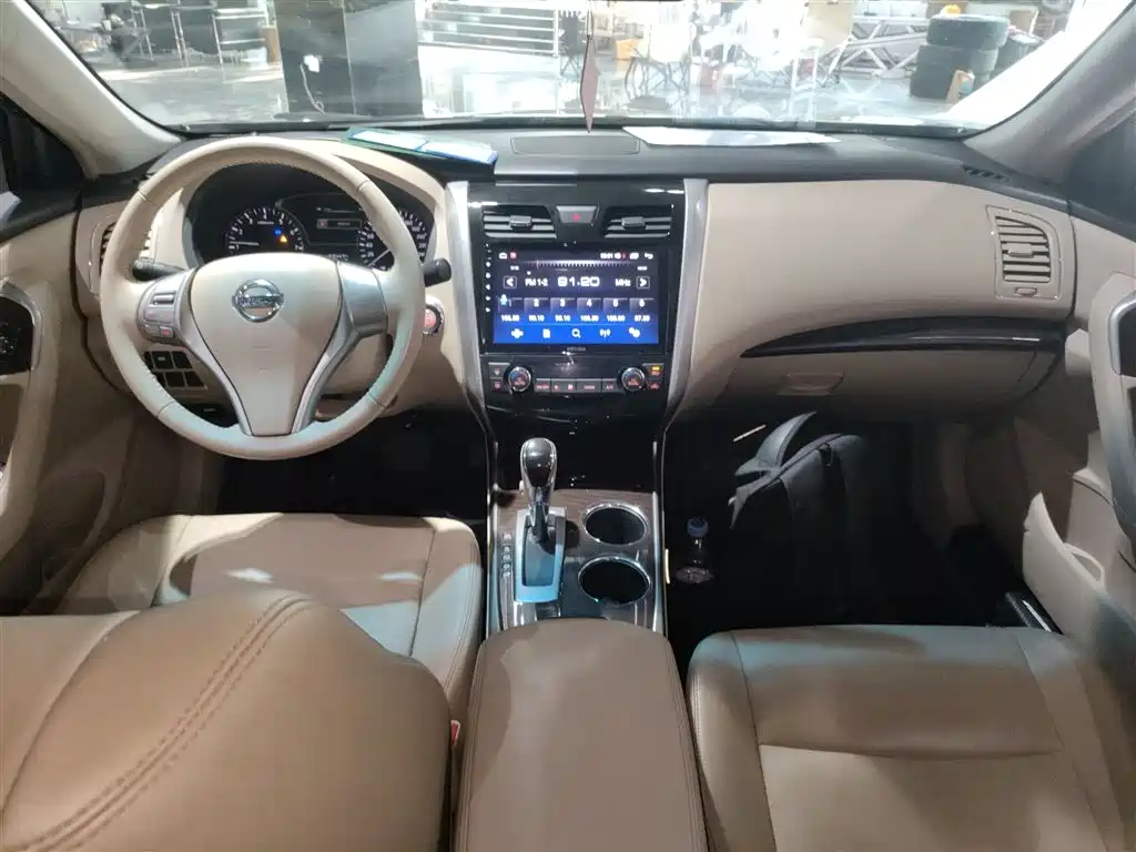 Фото 12 - Nissan Teana