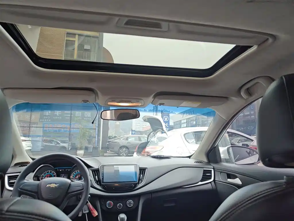 Chevrolet Cavalier 2019 320 Auto Sunroof Enjoyment Edition фото 18