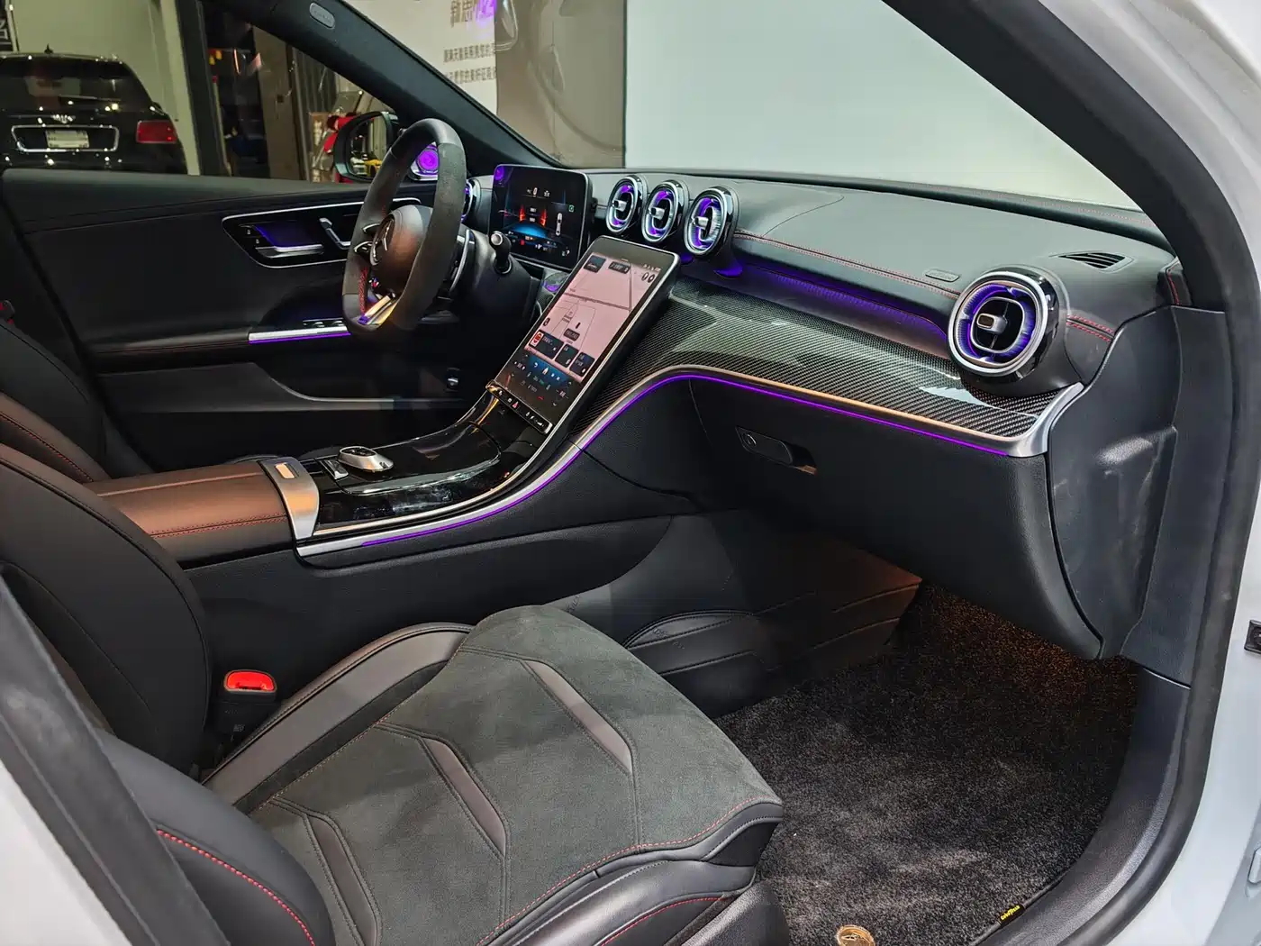 Mercedes-Benz C-Class AMG 2024 AMG C 43 4MATIC фото 15