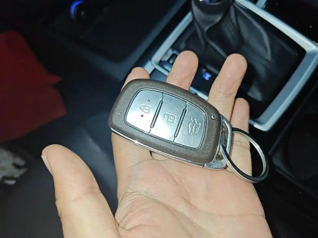 Hyundai Mistra 2014 1.8L Auto Smart GLS фото 9