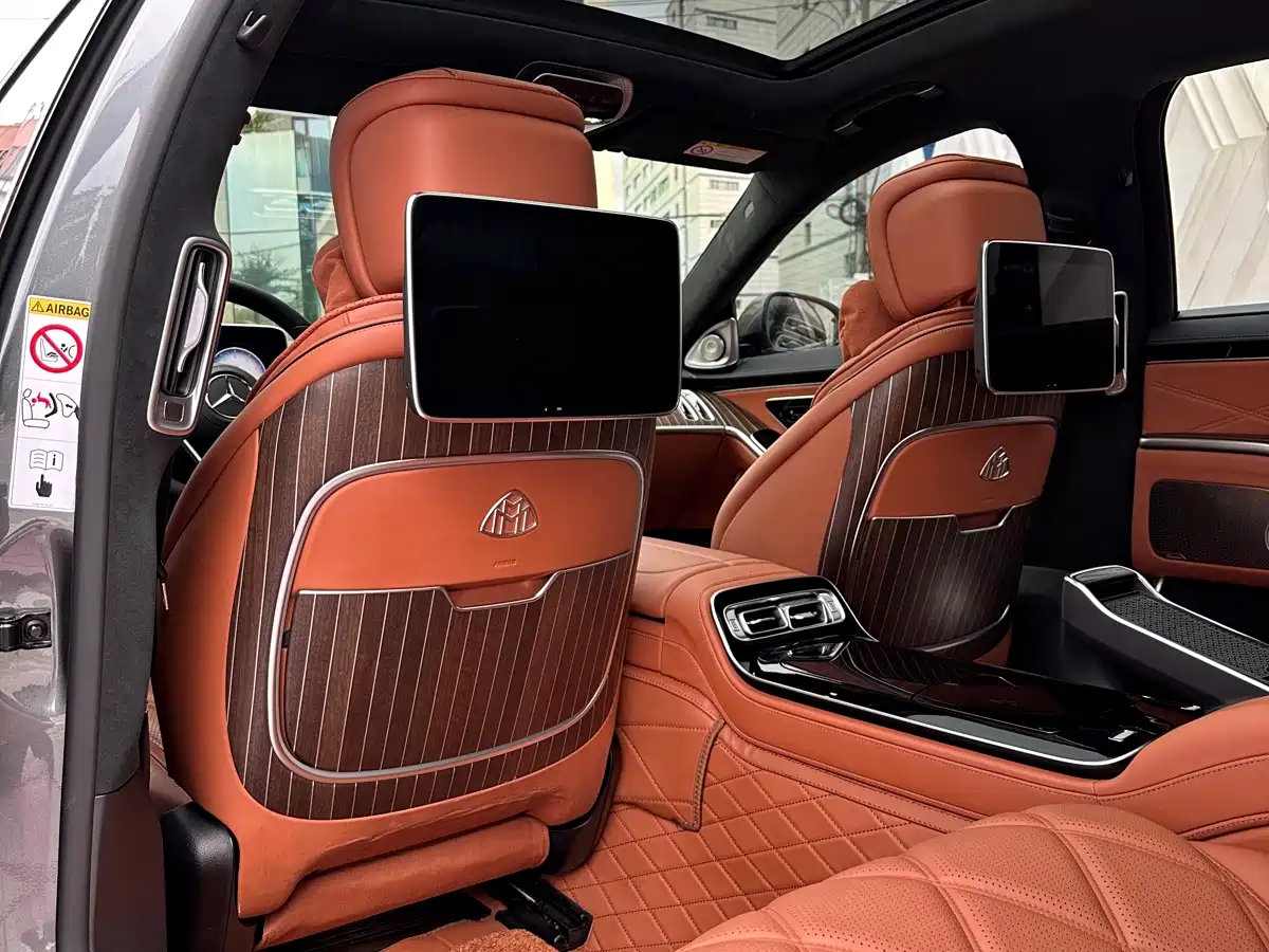 Фото 20 - Mercedes-Benz Maybach S-Class