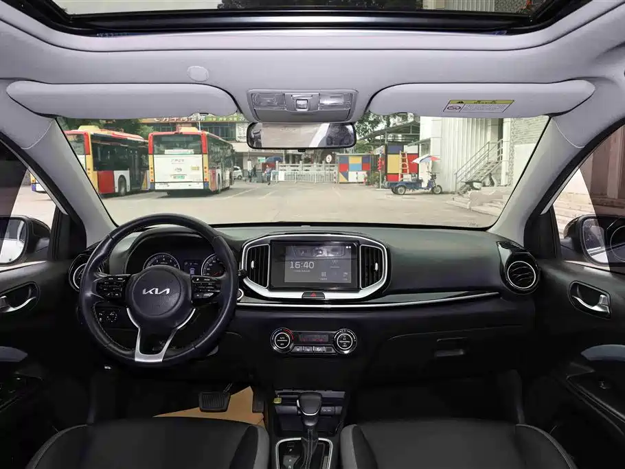 Kia KX1 2021 1.4L CVT Fun Sunroof Version фото 5