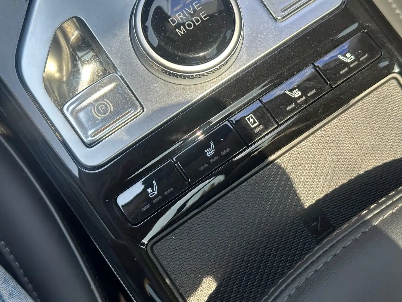 Hongqi HS5 2019 2.0T Smart Connect Enjoy Edition фото 18