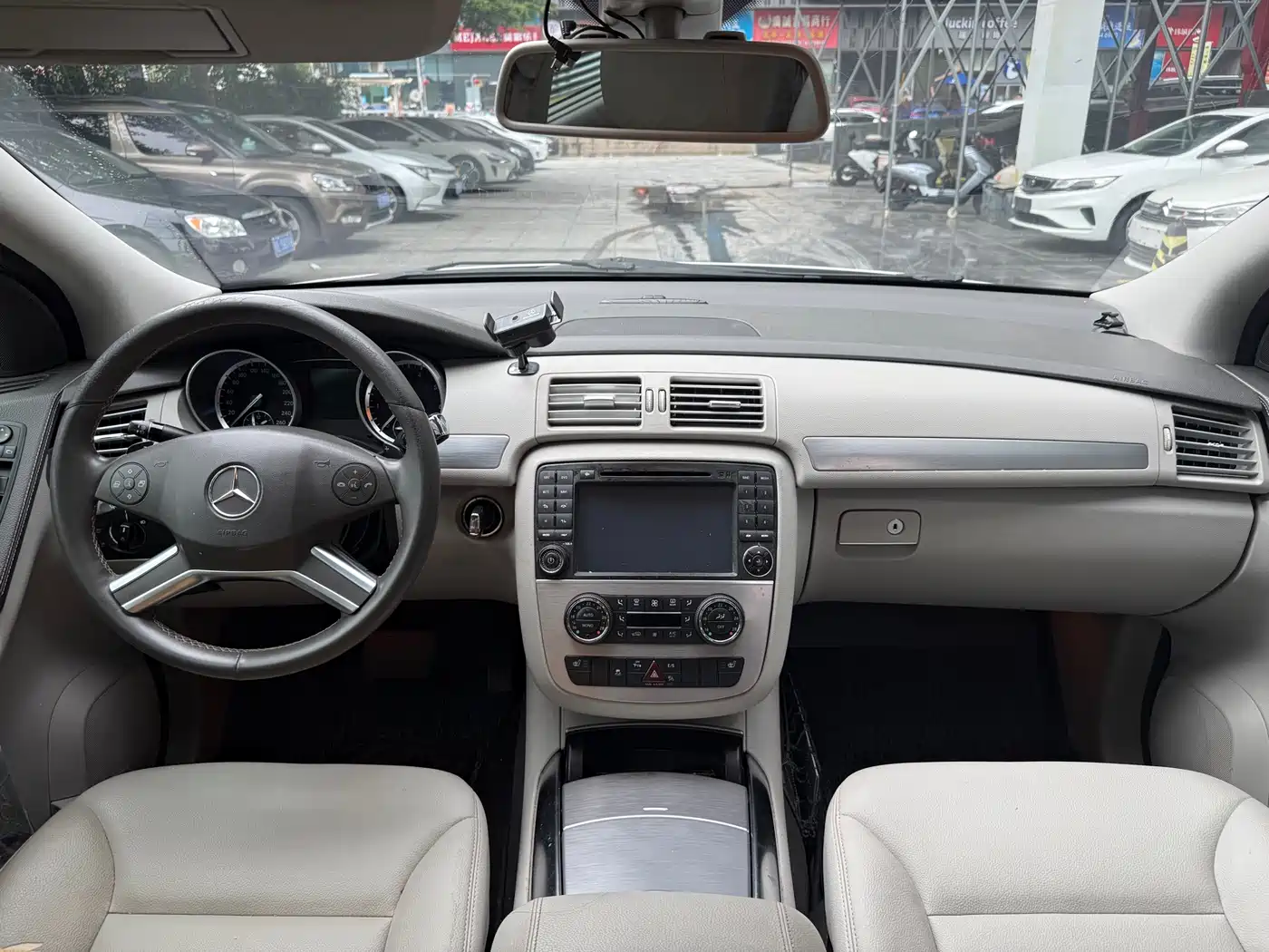 Mercedes-Benz R-Class 2011 R 300 L Business Class фото 14
