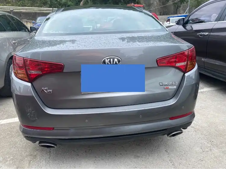 Фото 9 - Kia K5