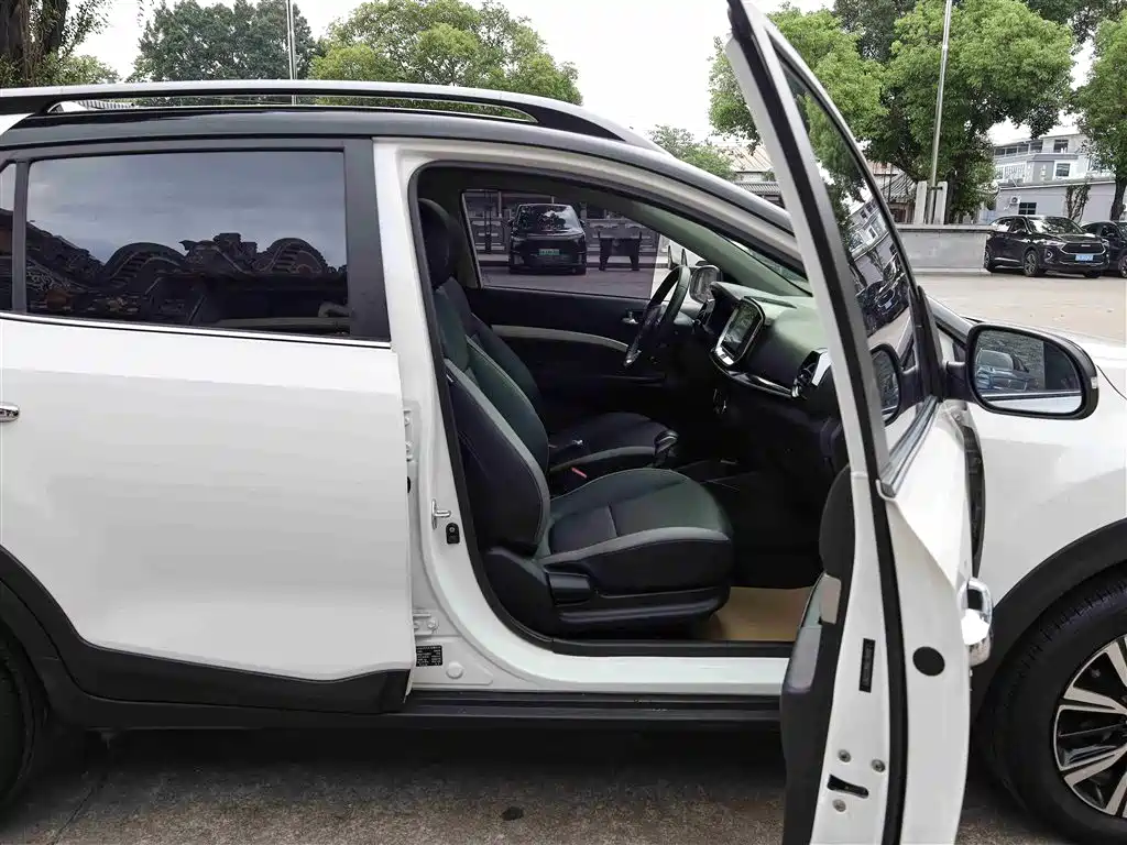 Kia KX1 2021 1.4L CVT Fun Sunroof Version фото 17