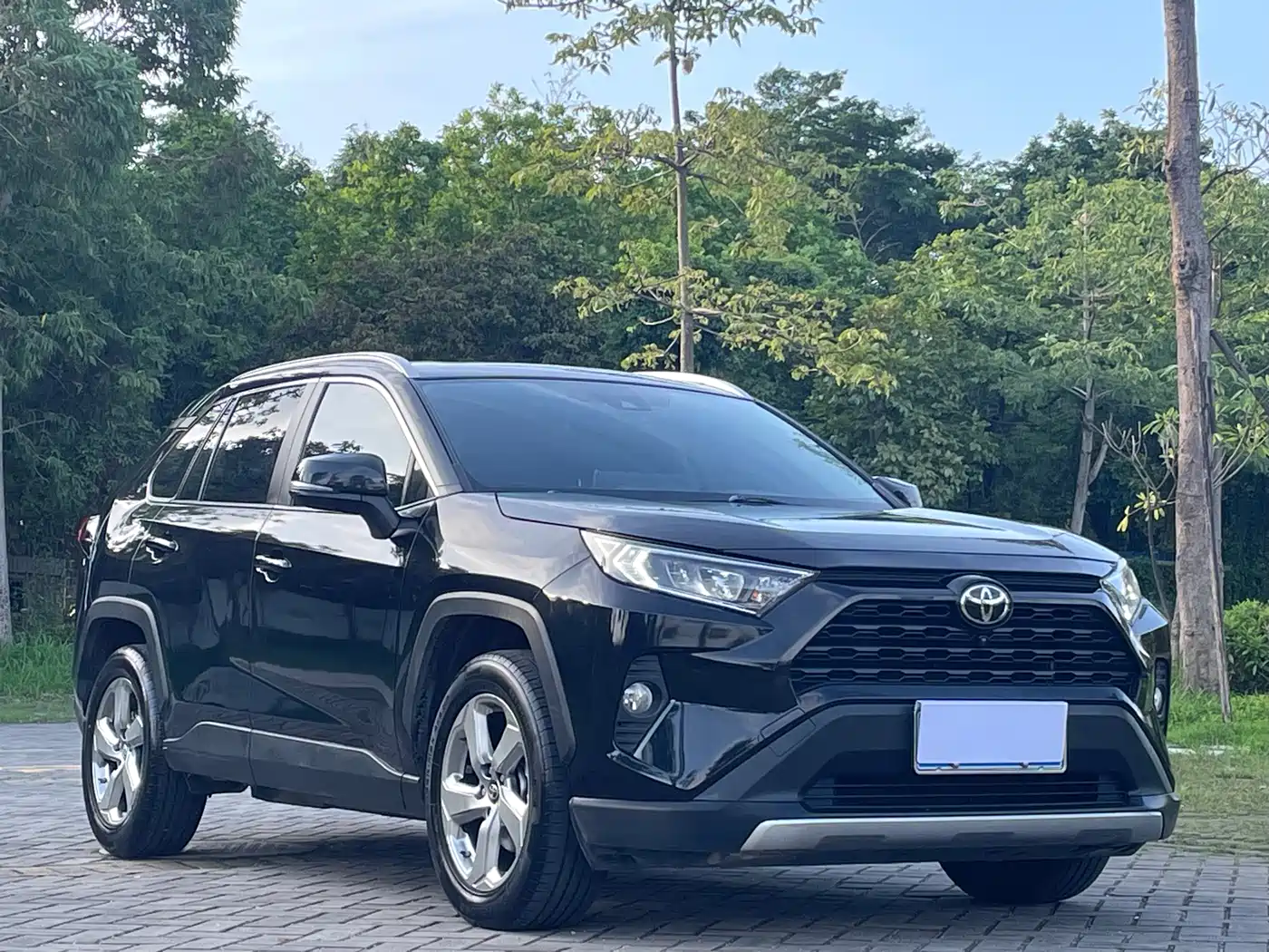 Toyota RAV4 Rongfang 2020 2.0L CVT 2WD Fashion PLUS фото 3