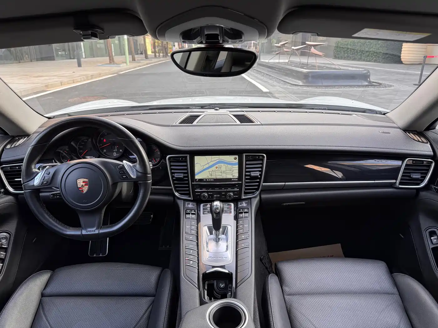Porsche Panamera 2014 Panamera 3.0T фото 20