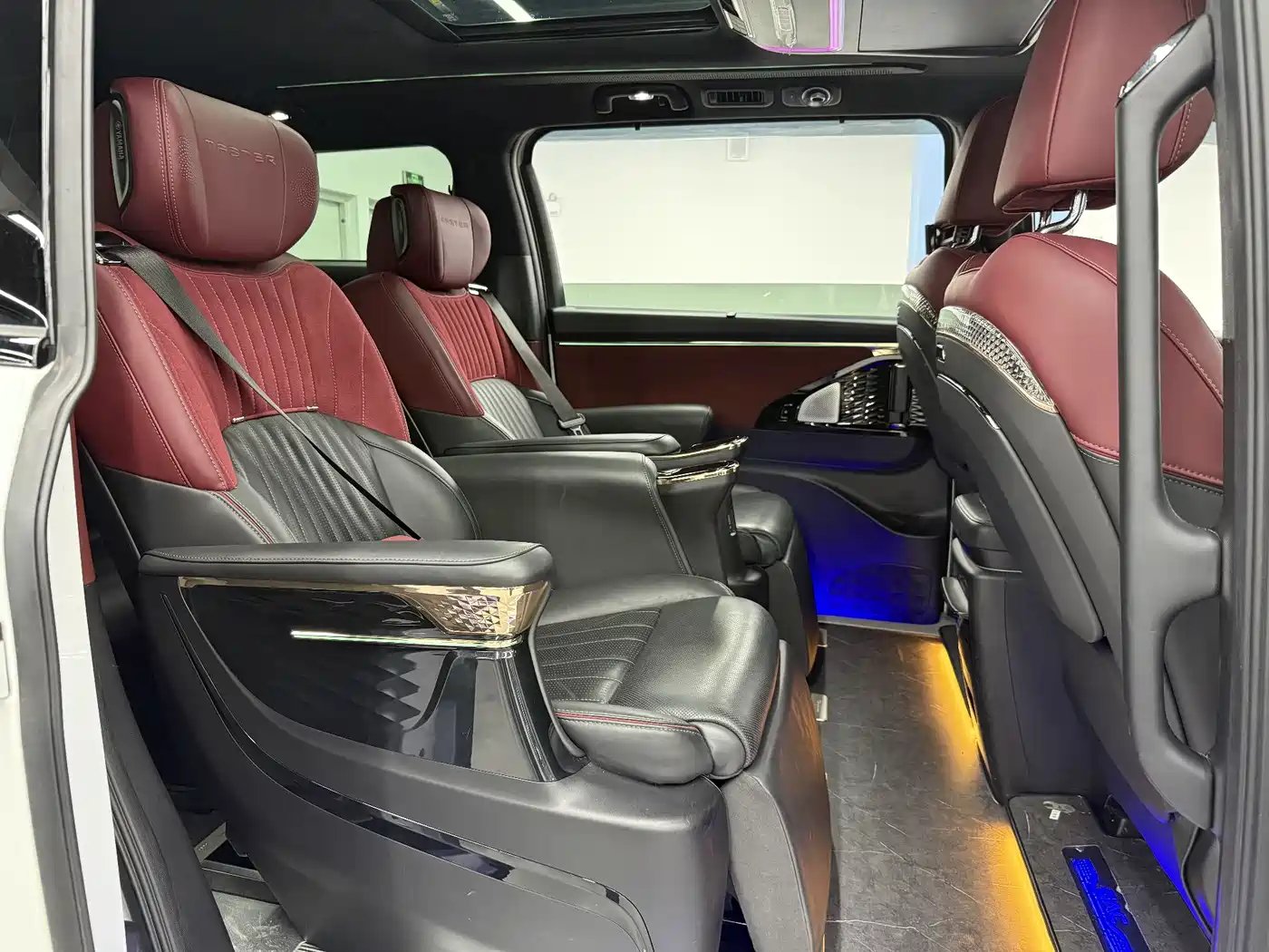 GAC Trumpchi Trumpchi M8 2023 Model Master Series 400T Flagship Edition фото 32