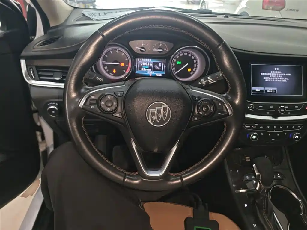Buick Verano 2017 Sedan 20T DCT Flagship фото 11
